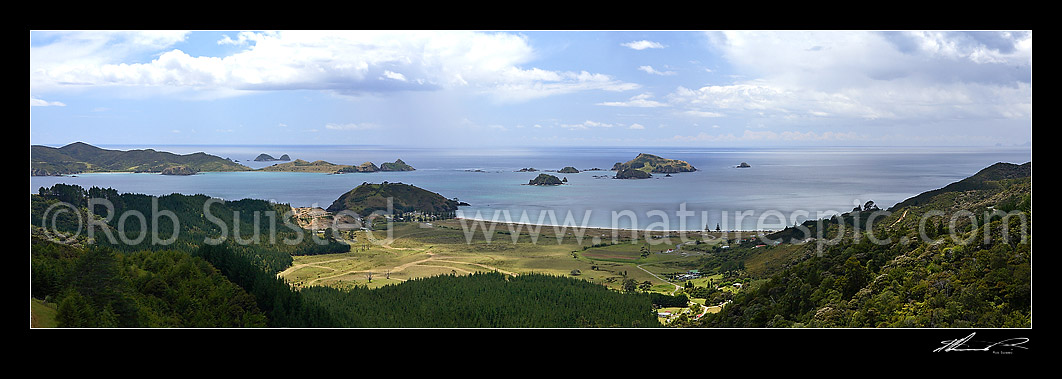 Image of Panoramic view over Matauri Bay and the Cavalli Islands (Motukawanui [left], Motukawaiti, Piraunui, Kohangaro etc), Matauri Bay, Far North District, Northland Region, New Zealand (NZ) stock photo image