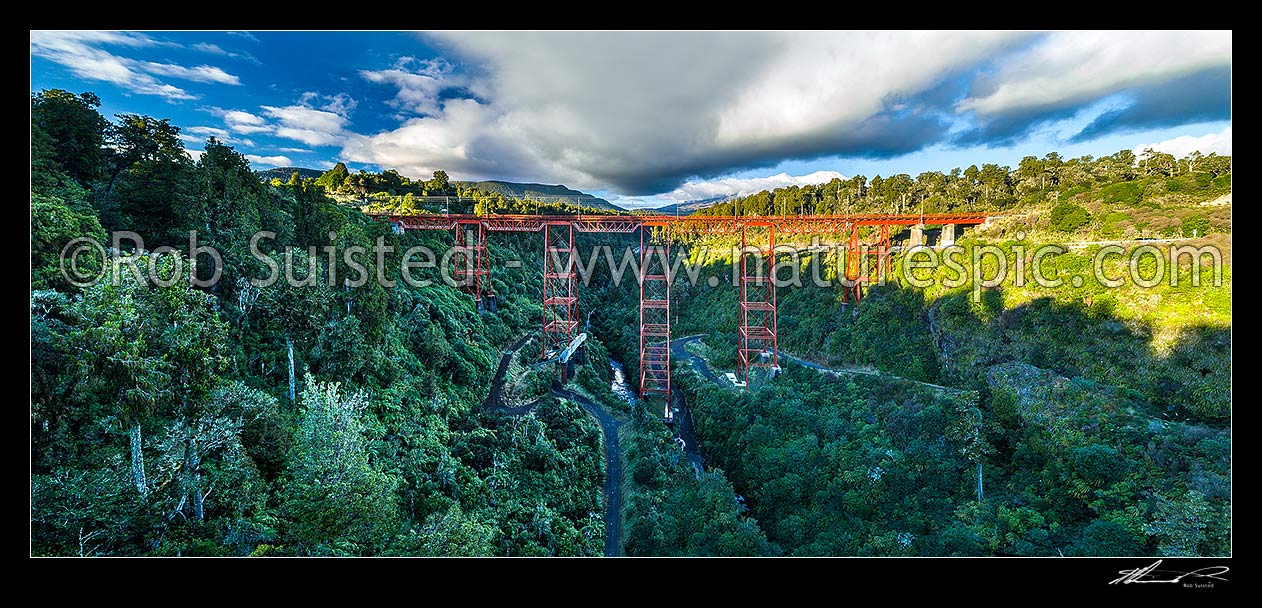 Image of Makatote Railway Viaduct (2262m long, 79m high, built 1908) over the Makatote River. Tongariro National Park and Mt Ruapehu beyond. Aerial panorama, Pokaka, Ruapehu District, Manawatu-Wanganui Region, New Zealand (NZ) stock photo image