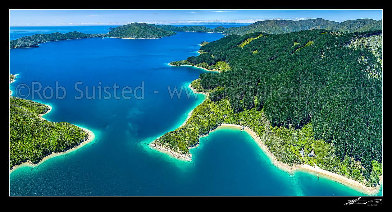 Image of Arapawa (Arapaoa) Island, looking between Pickersgill Island and Fitzgerald bay into East Bay, with Anatohia Bay and Onauku Bay beyond. Burney's Beach bottom right. Aerial panorama in Queen Charlotte Sound, Arapawa Island, Marlborough Sounds, Marlborough District, Marlborough Region, New Zealand (NZ) stock photo image